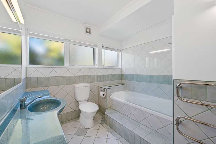 2/5 Henry Hill Road Taupo_15