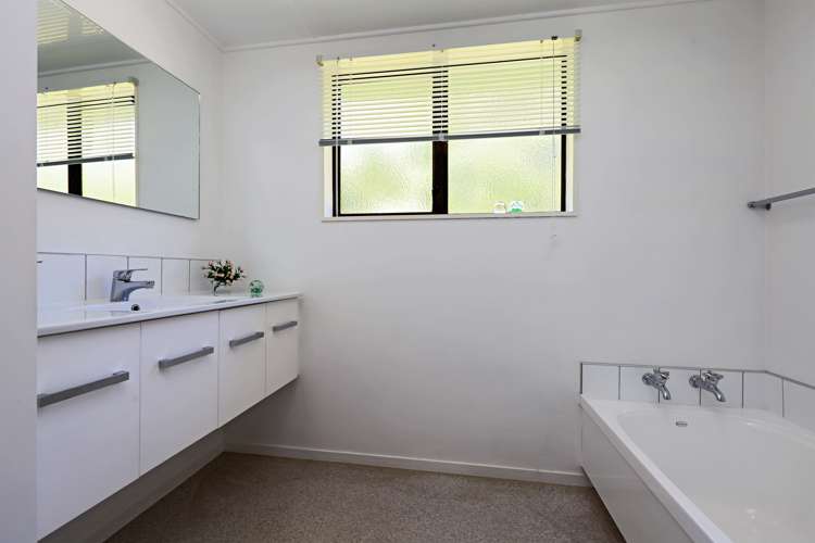 22 Durham Drive Havelock North_11