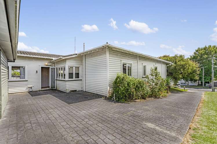 18 Admiral Beatty Avenue Three Kings_14