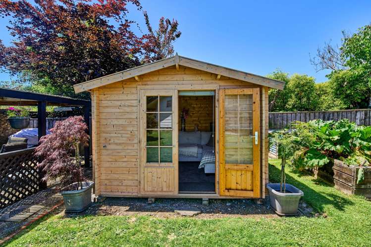 33 Maclaren Street Maymorn_18