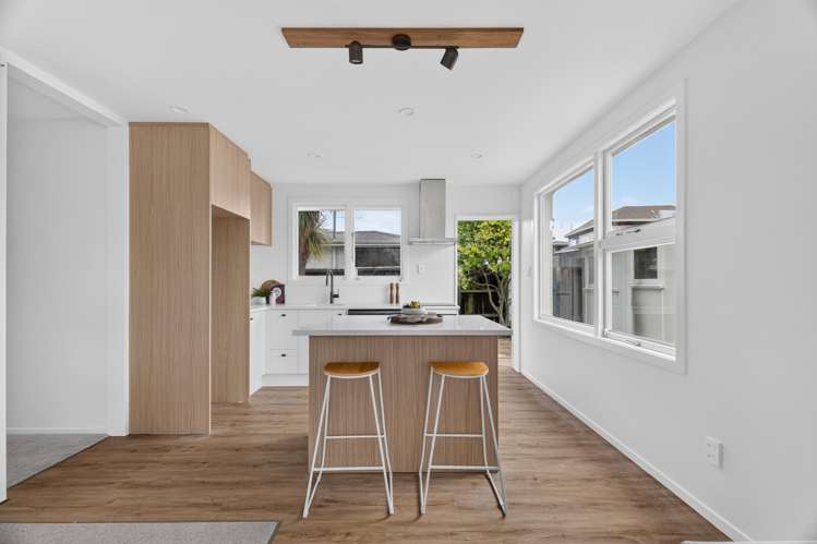 1A Quinns Road_5