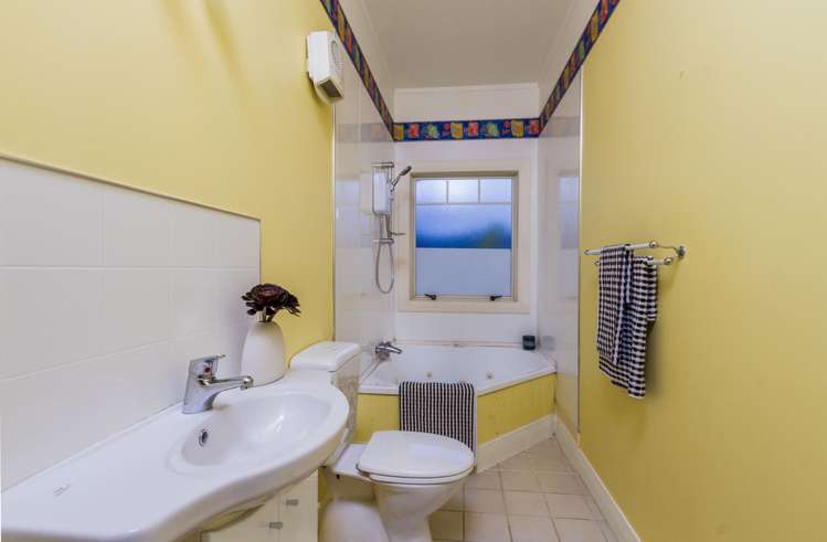 3 Britannia Heights Stepneyville_24