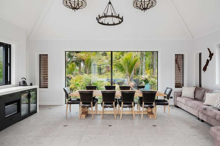 860C Pyes Pa Road Pyes Pa_17