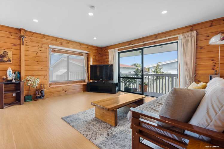 2A May Road Mt Roskill_3