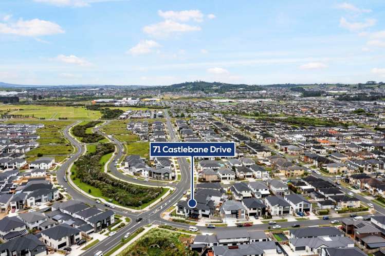 71 Castlebane Drive Flat Bush_5