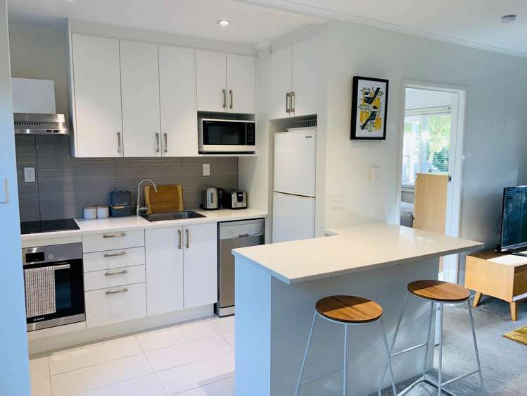6/5 Edgars Road Westmere_2