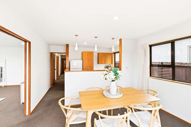 2/16 Wyndham Street Papanui_5