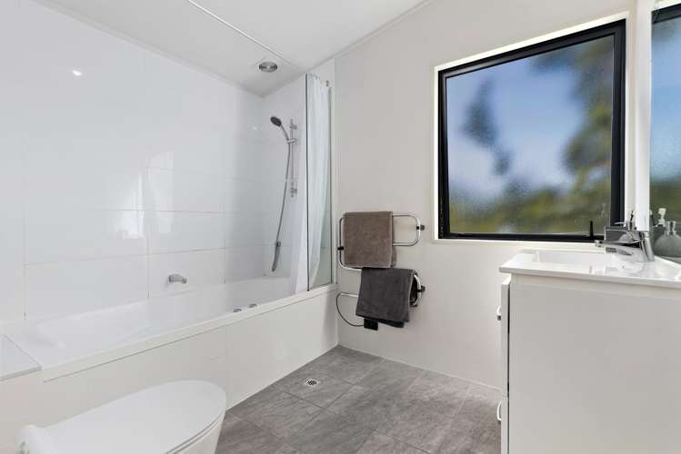 6/64 Marina Drive Frankton_6