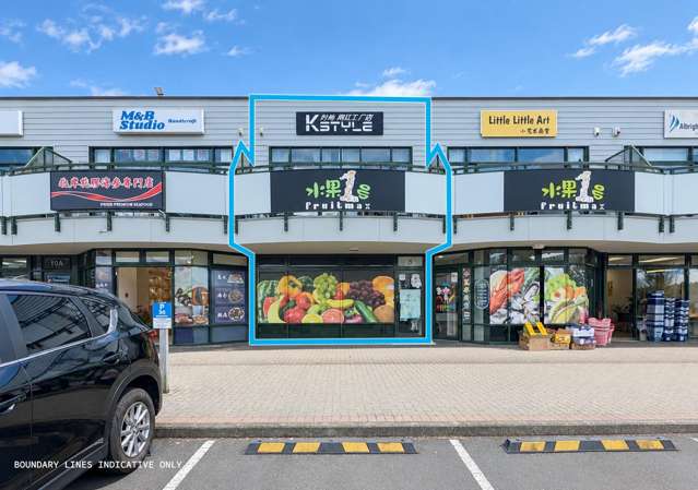 8/51 William Pickering Drive Rosedale_1