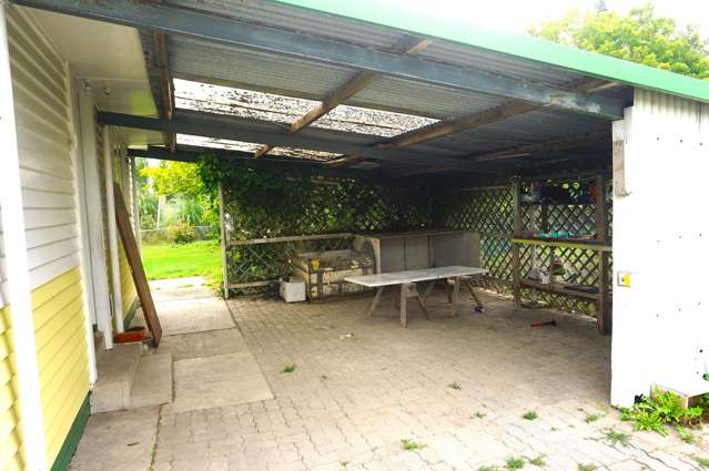 1 River Road Matawhero_2