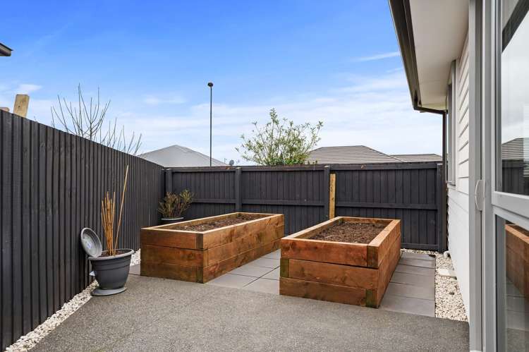 8 Sharman Place Wigram_14