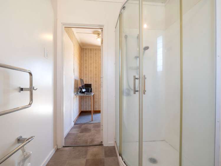 32 Farm Street Lumsden_20