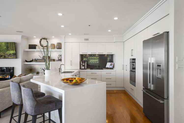 10a/1 Marine Parade Mount Maunganui_19