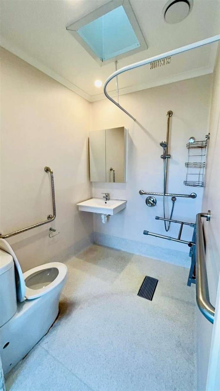 2/108 Golf Road New Lynn_7