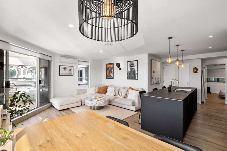 215/36 Victoria Road Mount Maunganui_8