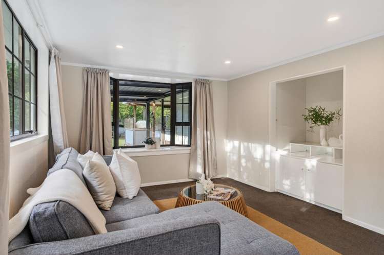 2 Memorial Drive Parahaki_7