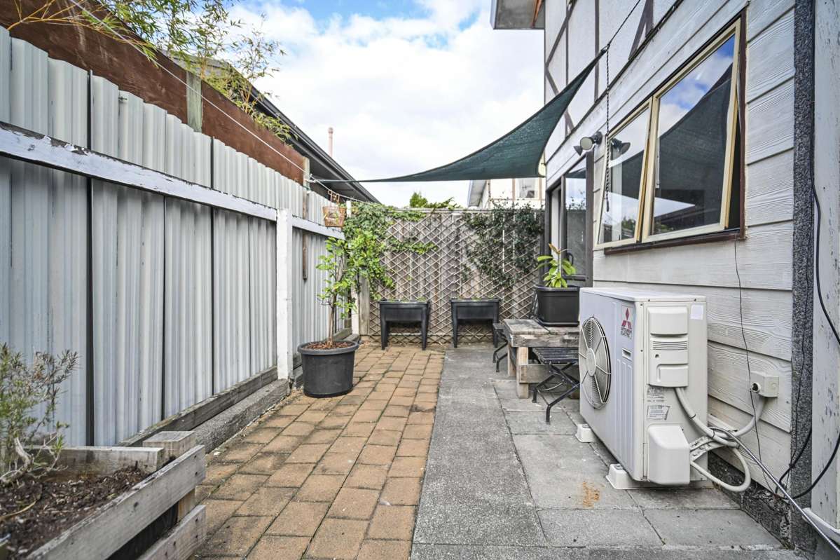 4/702 Grays Road_4