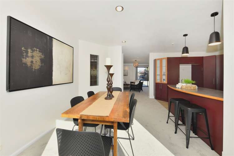 3 Laguna Gardens Shirley_5