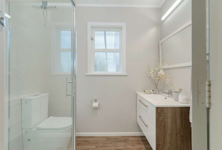 24 Queen Street Feilding_15