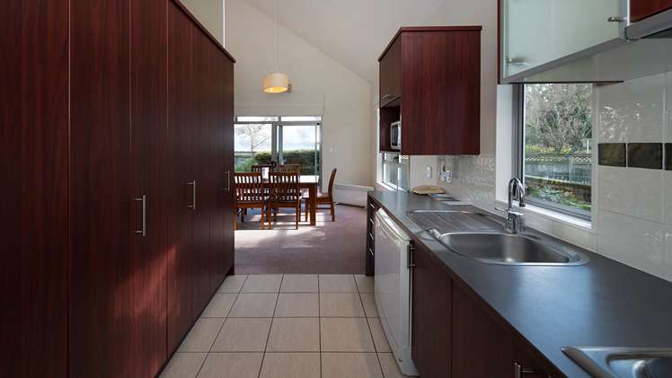 7/1420g Hamurana Road Mourea_7