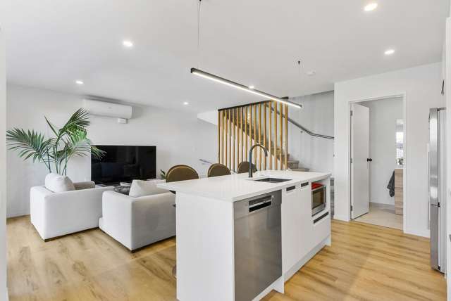 90C Kings Road Panmure_2