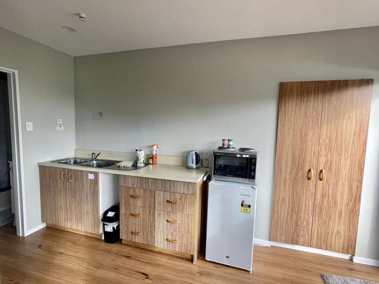 Unit,/10 Berg Place Whakatane_1