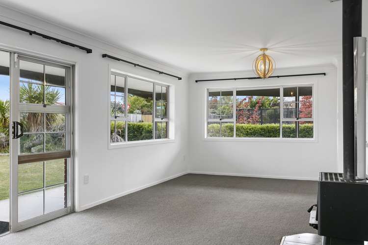 22 Macdonell Street Hilltop_11