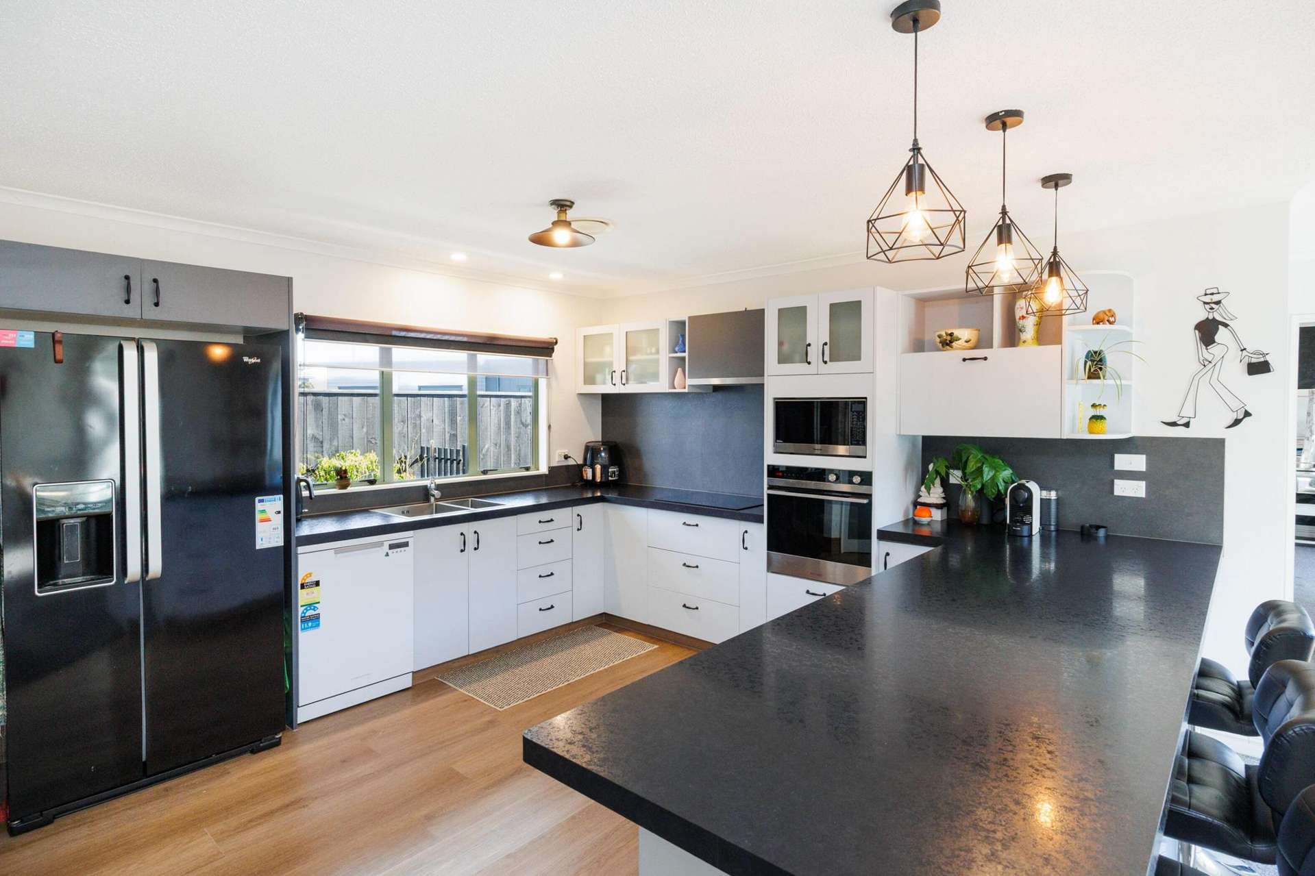 82 James Line Kelvin Grove_0