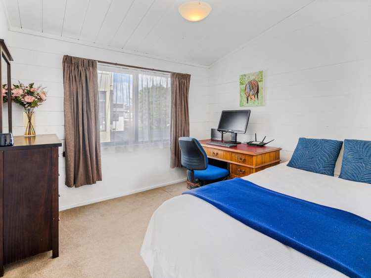 3 Hattaway Avenue Bucklands Beach_18