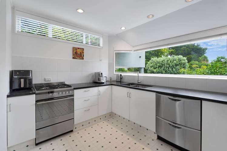 553a East Coast Road Browns Bay_6