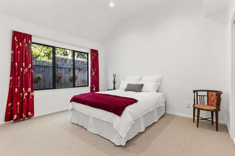 6 Futuna Close Karori_14