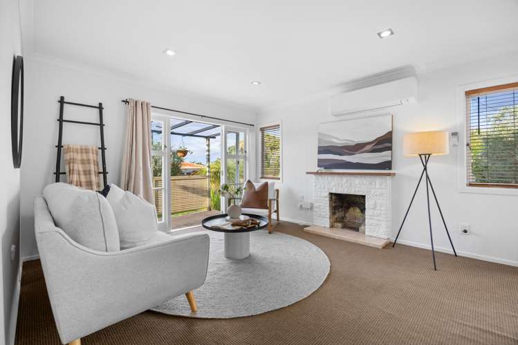 1/3 Mackenzie Street Te Atatu South_12