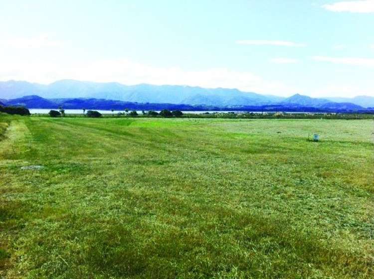 Lake Ferry Road Lake Ferry_2