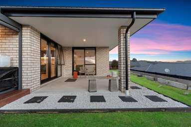 100 HITCHEN ROAD_2