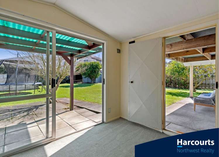 4 Barberry Lane Te Atatu Peninsula_17