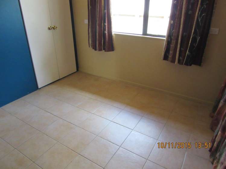 139 Roberta Crescent Orewa_9