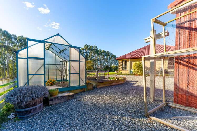 368 Fairview Road Fairview_23