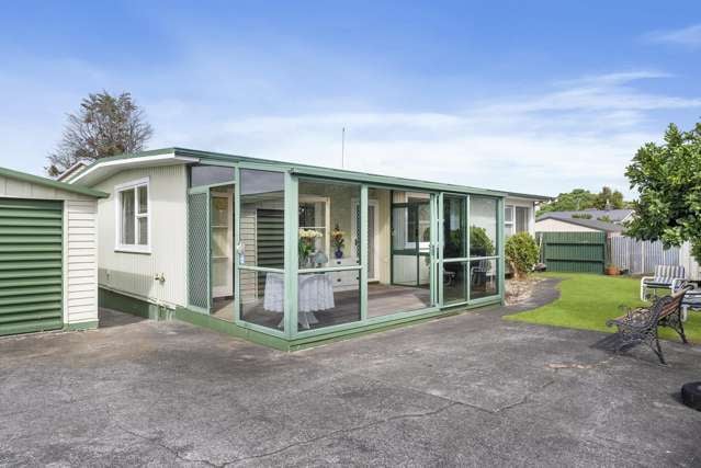 2/41 Gloucester Road Manurewa_1