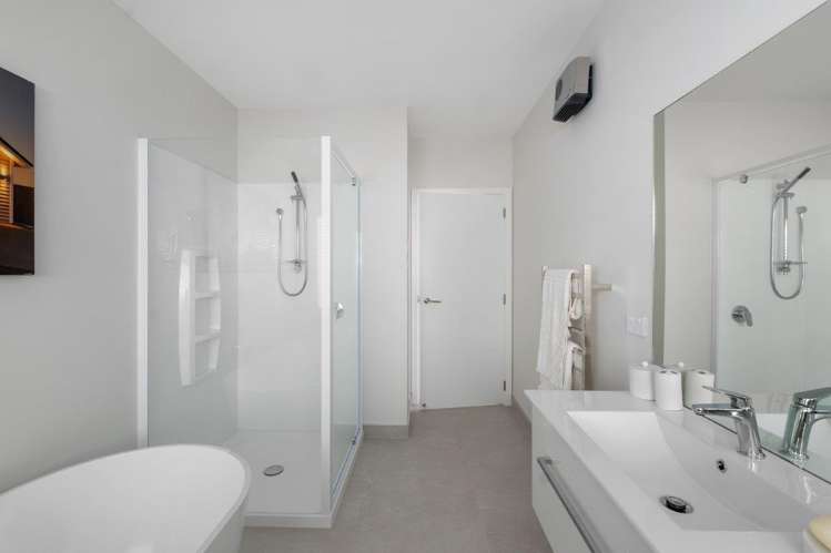 28 Opoia Drive Awhitu_2