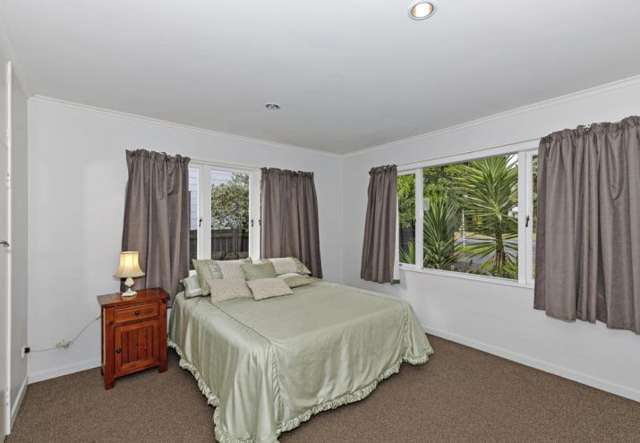 401 West Coast Road Glen Eden_4