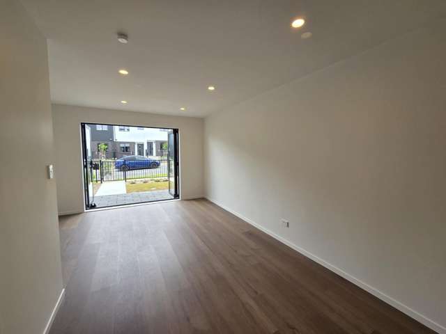 5/3 Firebrick Way 1626_1