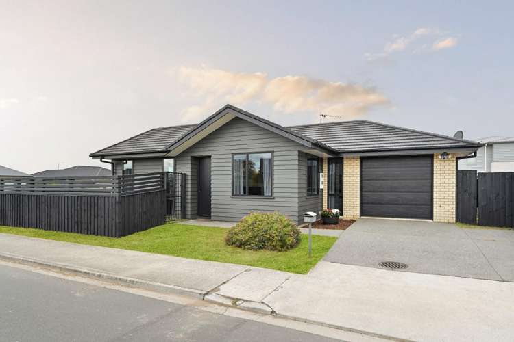 18 Faber Place Rototuna North_1