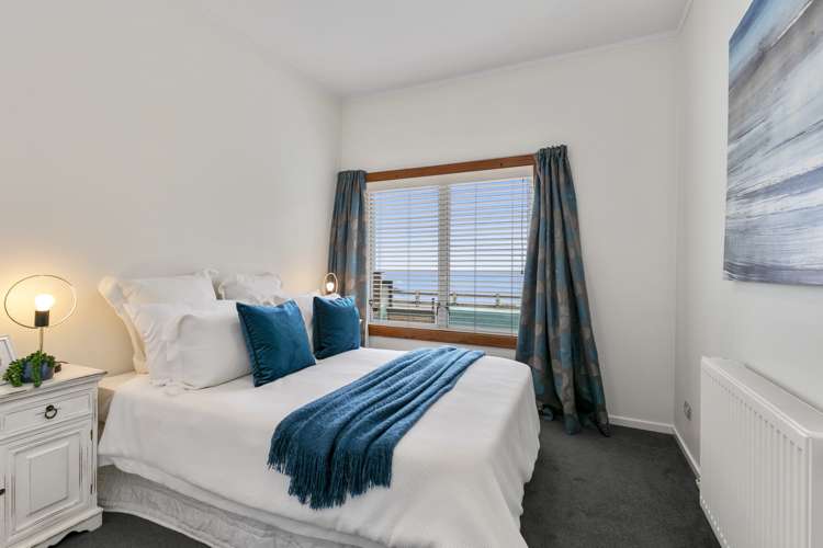 32 Owhiro Bay Parade Owhiro Bay_15