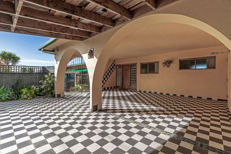 801 East Coast Road Northcross_22