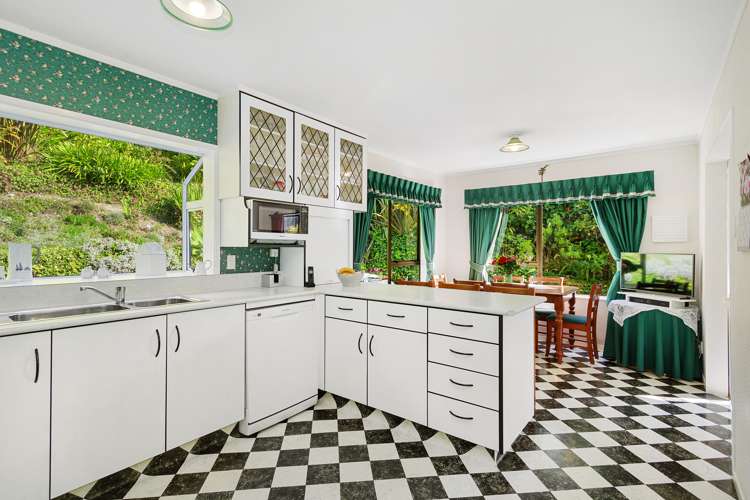 34 Greyfriars Crescent Tawa_5