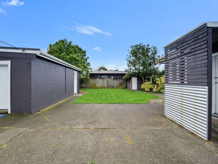 19 Hereford Street West End_30