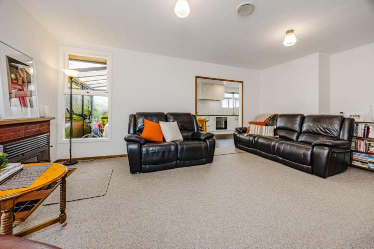 22 Wayne Drive Mangere_5