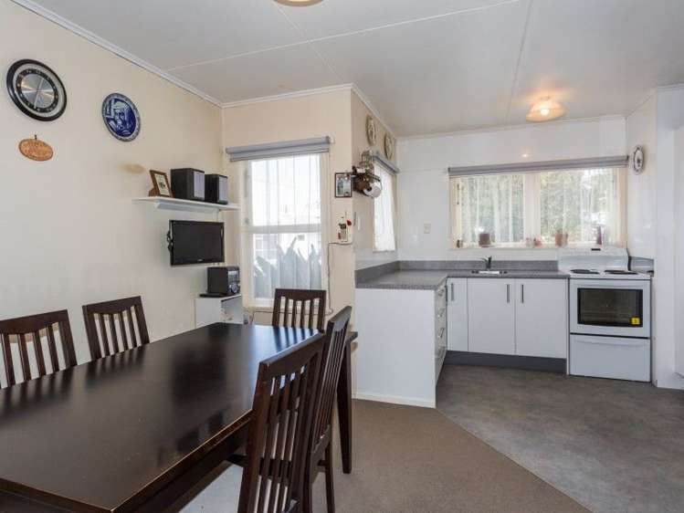 237 Lumsden Place Akina_1