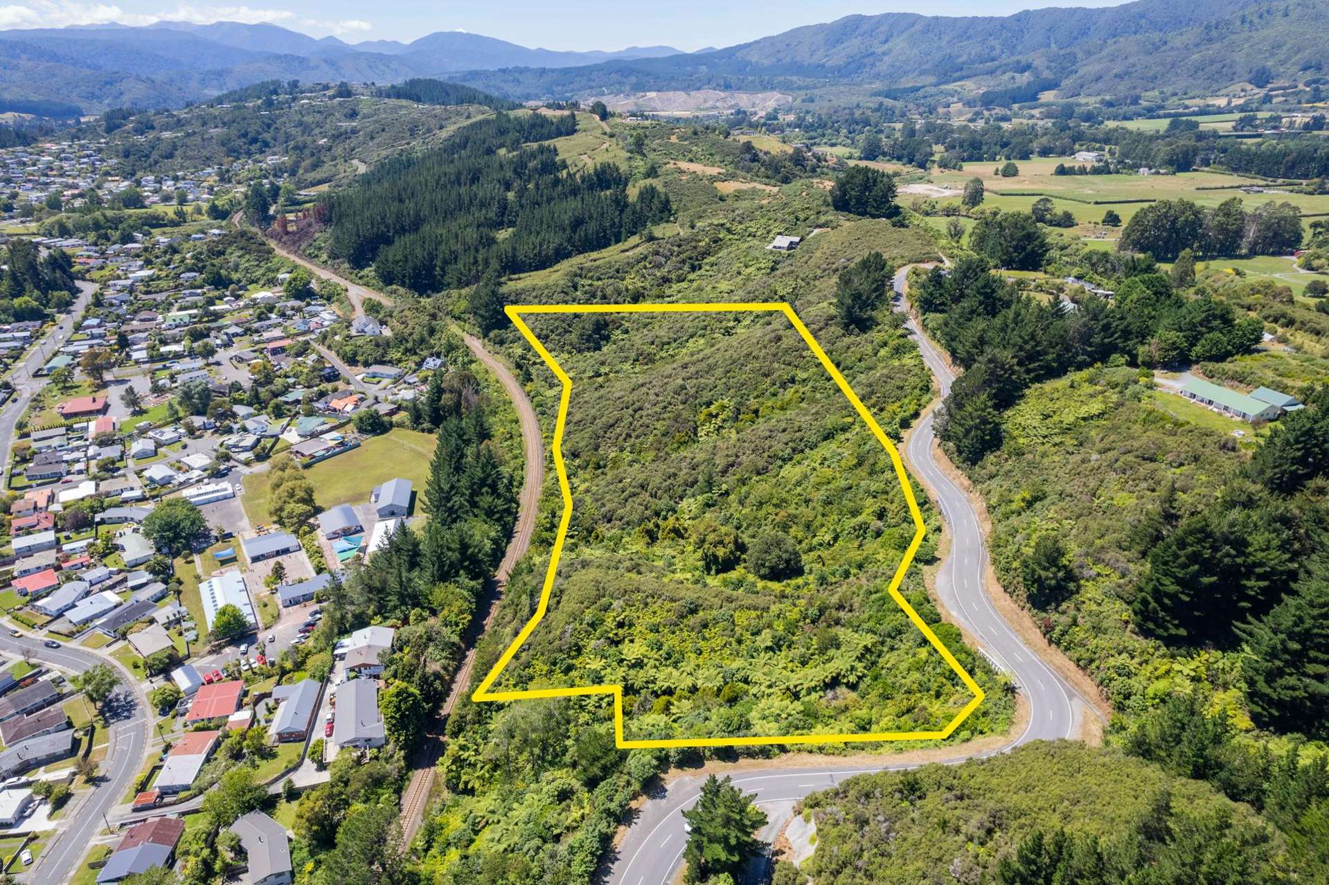 Mangaroa Hill Road Maoribank_0