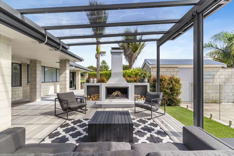 81 Whitford Park Road Whitford_51